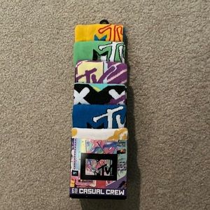 New unopened pack of 6 Casual Crew socks.